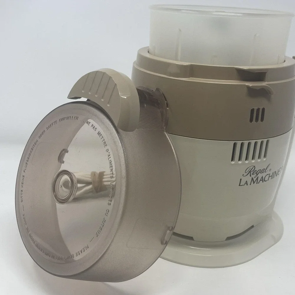 Rare HTF Regal La Machine SE Food Processor/chopper  Vintage V648 EUC French